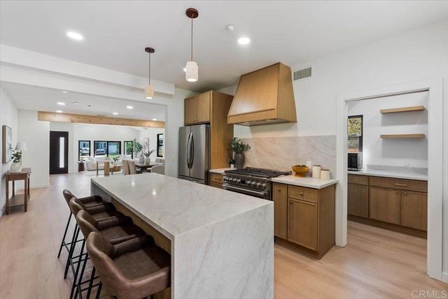 11613 Mcdonald Street, Culver City, CA 90230