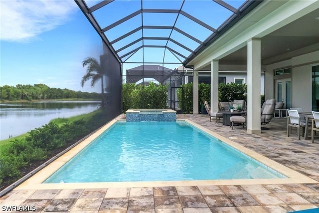 14238 Galley CT, Naples, FL 34114