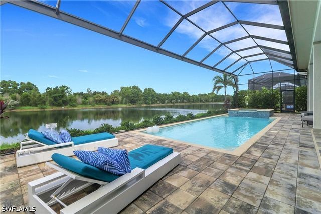 14238 Galley CT, Naples, FL 34114