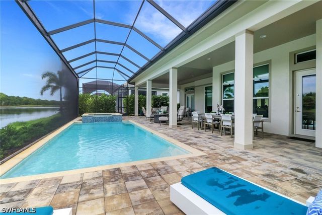 14238 Galley CT, Naples, FL 34114