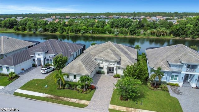 14238 Galley CT, Naples, FL 34114