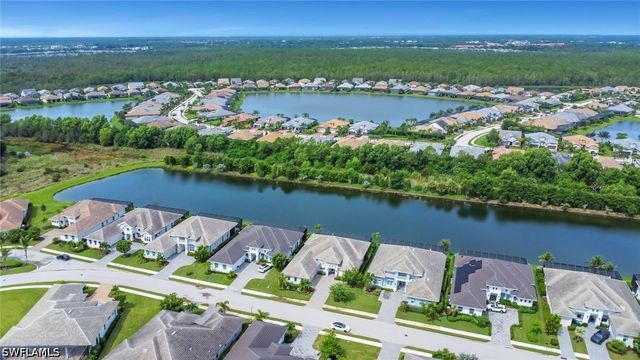 14238 Galley CT, Naples, FL 34114