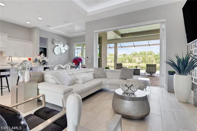 14238 Galley CT, Naples, FL 34114