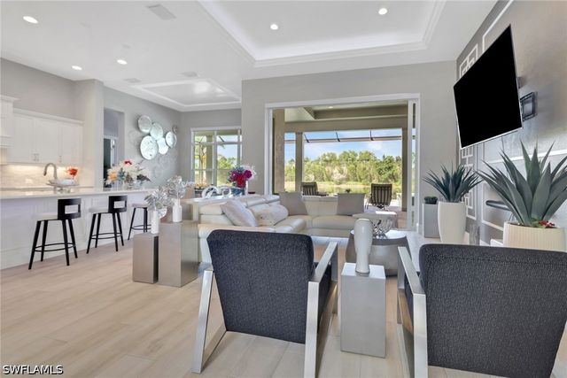 14238 Galley CT, Naples, FL 34114