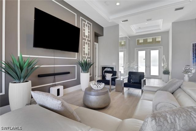 14238 Galley CT, Naples, FL 34114