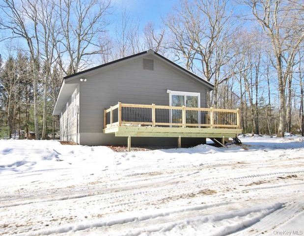 6 Buck Hill Road, Summitville, NY 12790