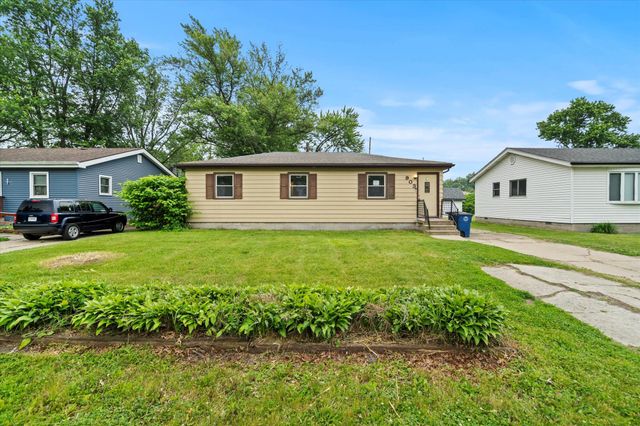 903 E 36th Place, Hobart, IN 46342