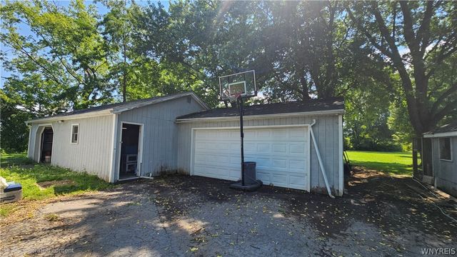 4300 Wilson Burt Road, Wilson, NY 14172