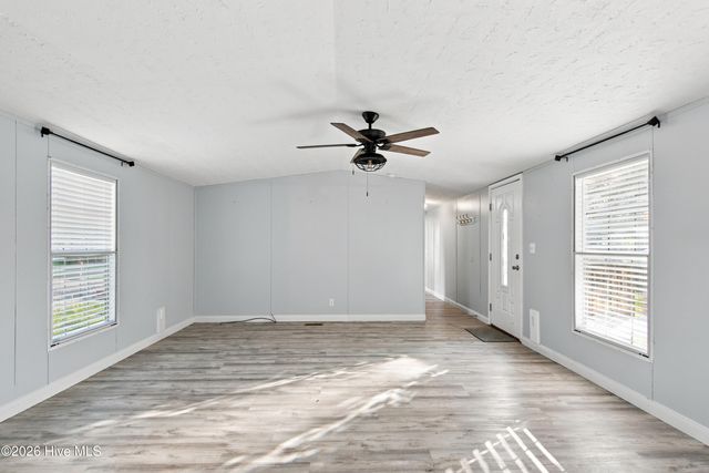 6110 Gordon Road, Wilmington, NC 28411