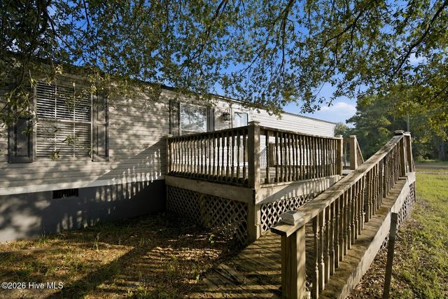 6110 Gordon Road, Wilmington, NC 28411