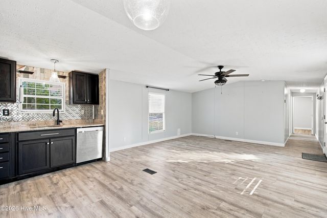 6110 Gordon Road, Wilmington, NC 28411