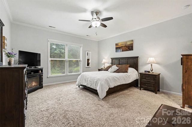 12826 Rusty Blackbird Way, Charlotte, NC 28278