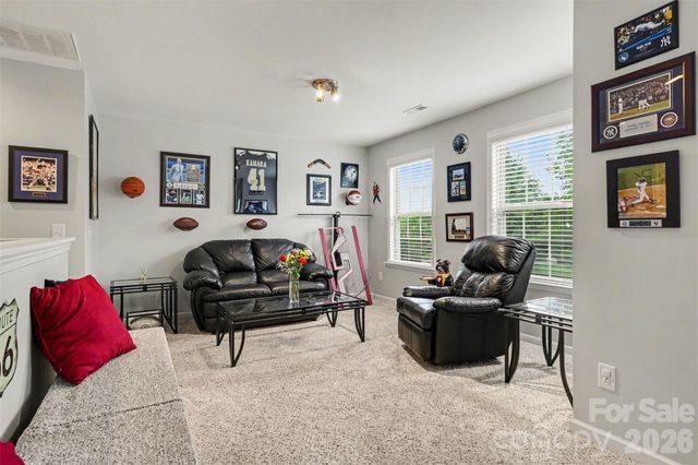 12826 Rusty Blackbird Way, Charlotte, NC 28278