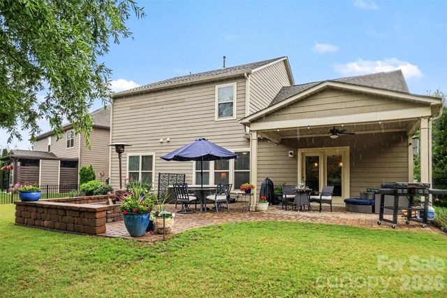 12826 Rusty Blackbird Way, Charlotte, NC 28278