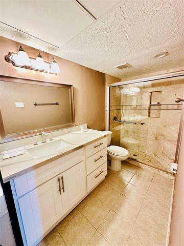 2224 S Piney Point Road 114, Houston, TX 77063