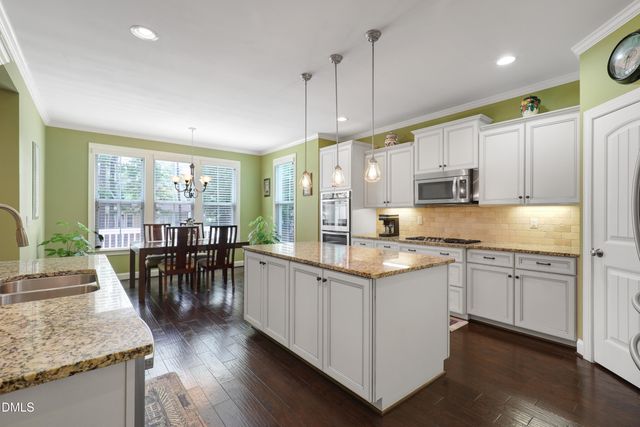2631 Brighton Bluff Drive, Apex, NC 27539