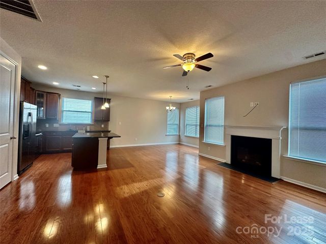 4531 Hubbard Falls Drive, Charlotte, NC 28269