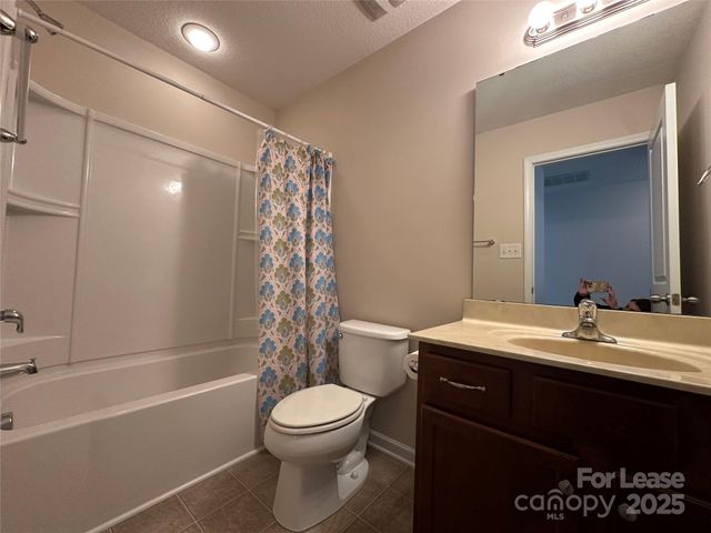 4531 Hubbard Falls Drive, Charlotte, NC 28269