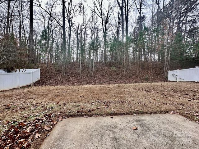 4531 Hubbard Falls Drive, Charlotte, NC 28269