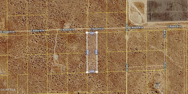 Reed Ave, Mojave, CA 93501