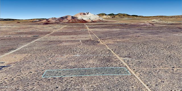 Reed Ave, Mojave, CA 93501