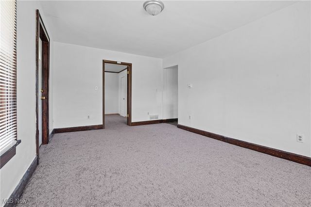 2802 Trump Avenue SE, Canton, OH 44707