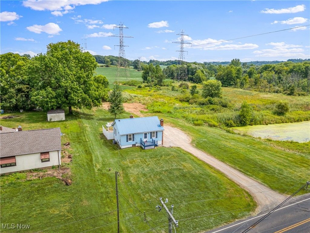 2802 Trump Avenue SE, Canton, OH 44707