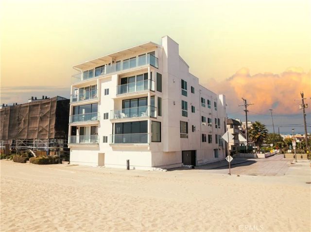 1 Jib Street 103, Marina Del Rey, CA 90292