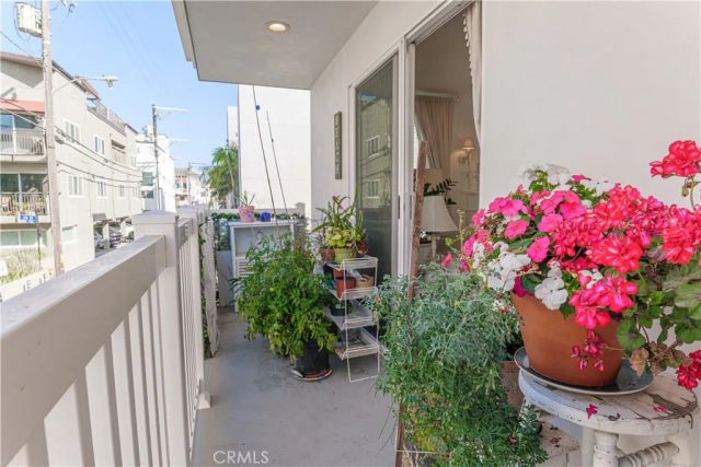 1 Jib Street 103, Marina Del Rey, CA 90292