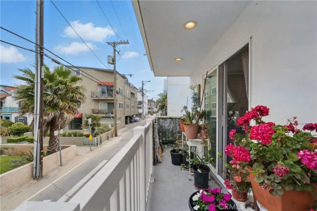 1 Jib Street 103, Marina Del Rey, CA 90292