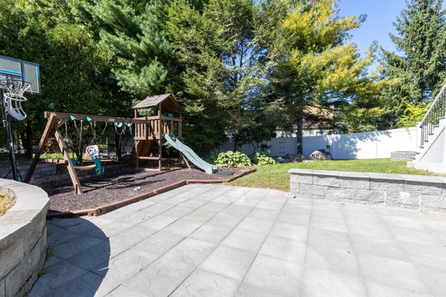 14 Gervais Way, Methuen, MA 01844