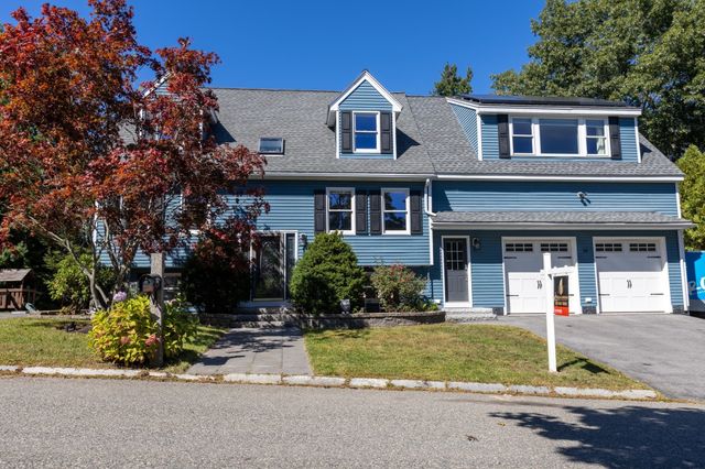14 Gervais Way, Methuen, MA 01844
