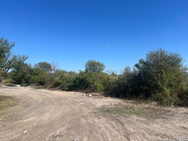 135 cornelia, San Antonio, TX 78228