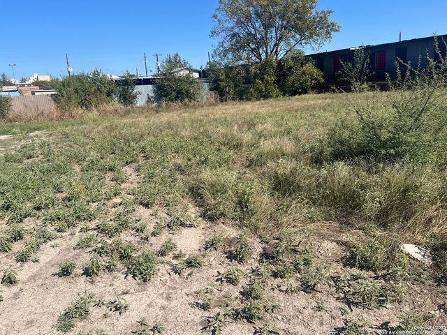 135 cornelia, San Antonio, TX 78228