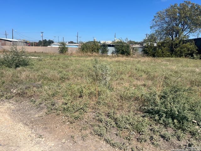 135 cornelia, San Antonio, TX 78228