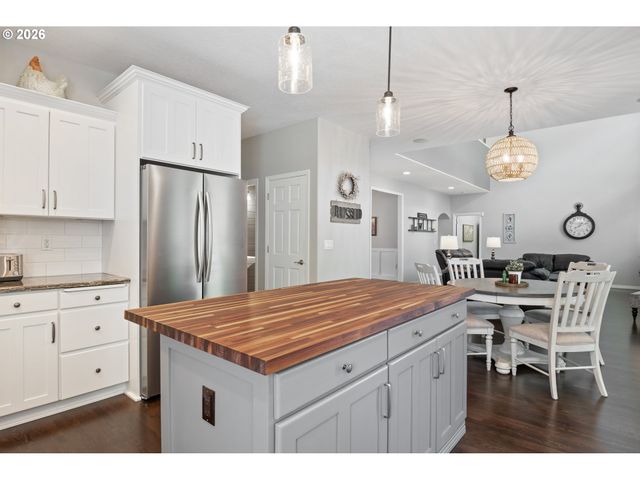 5915 Nw 289TH St, Ridgefield, WA 98642