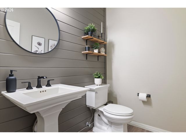 5915 Nw 289TH St, Ridgefield, WA 98642