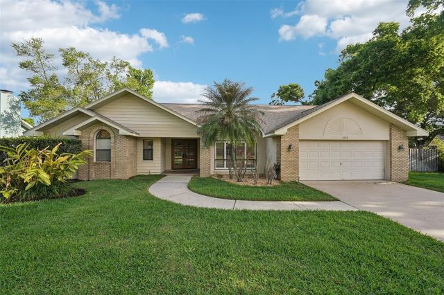 1604 PALACE COURT, Valrico, FL 33594