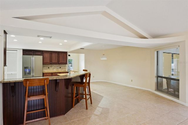 1604 PALACE COURT, Valrico, FL 33594