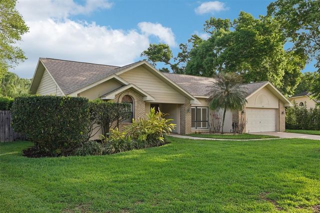 1604 PALACE COURT, Valrico, FL 33594