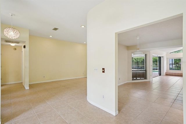 1604 PALACE COURT, Valrico, FL 33594