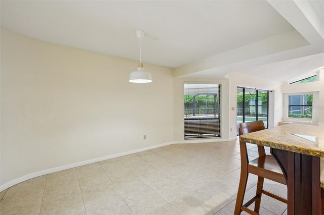 1604 PALACE COURT, Valrico, FL 33594