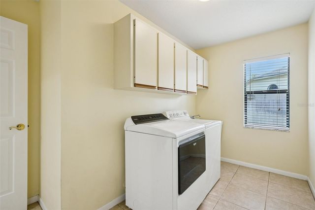 1604 PALACE COURT, Valrico, FL 33594