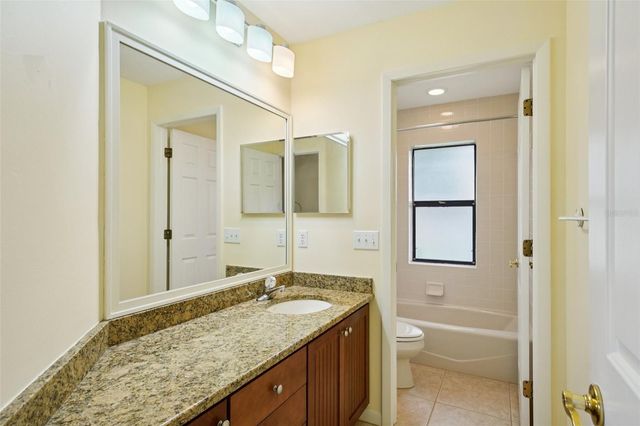 1604 PALACE COURT, Valrico, FL 33594