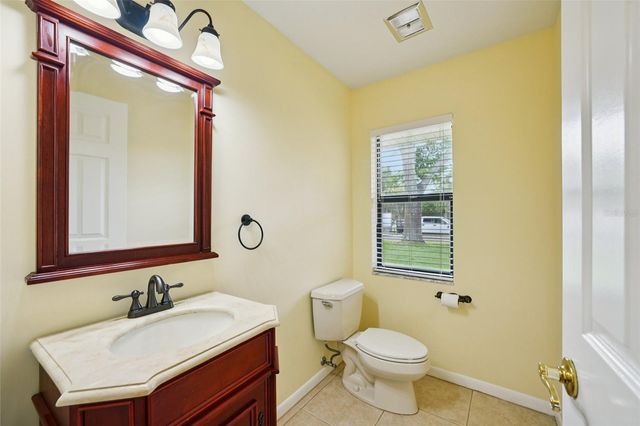 1604 PALACE COURT, Valrico, FL 33594