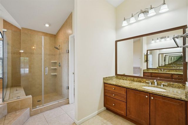 1604 PALACE COURT, Valrico, FL 33594