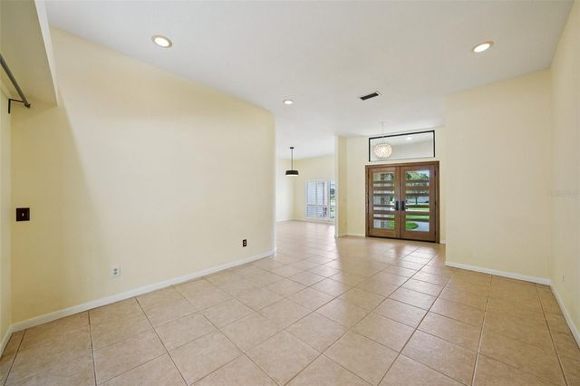 1604 PALACE COURT, Valrico, FL 33594
