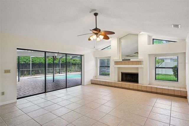 1604 PALACE COURT, Valrico, FL 33594