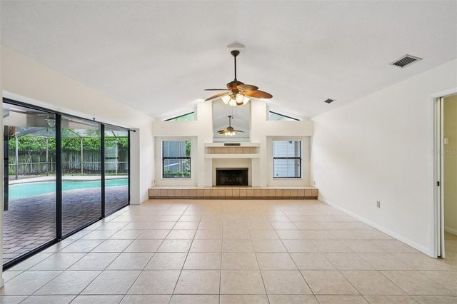 1604 PALACE COURT, Valrico, FL 33594