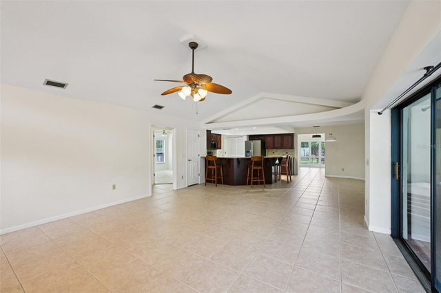 1604 PALACE COURT, Valrico, FL 33594